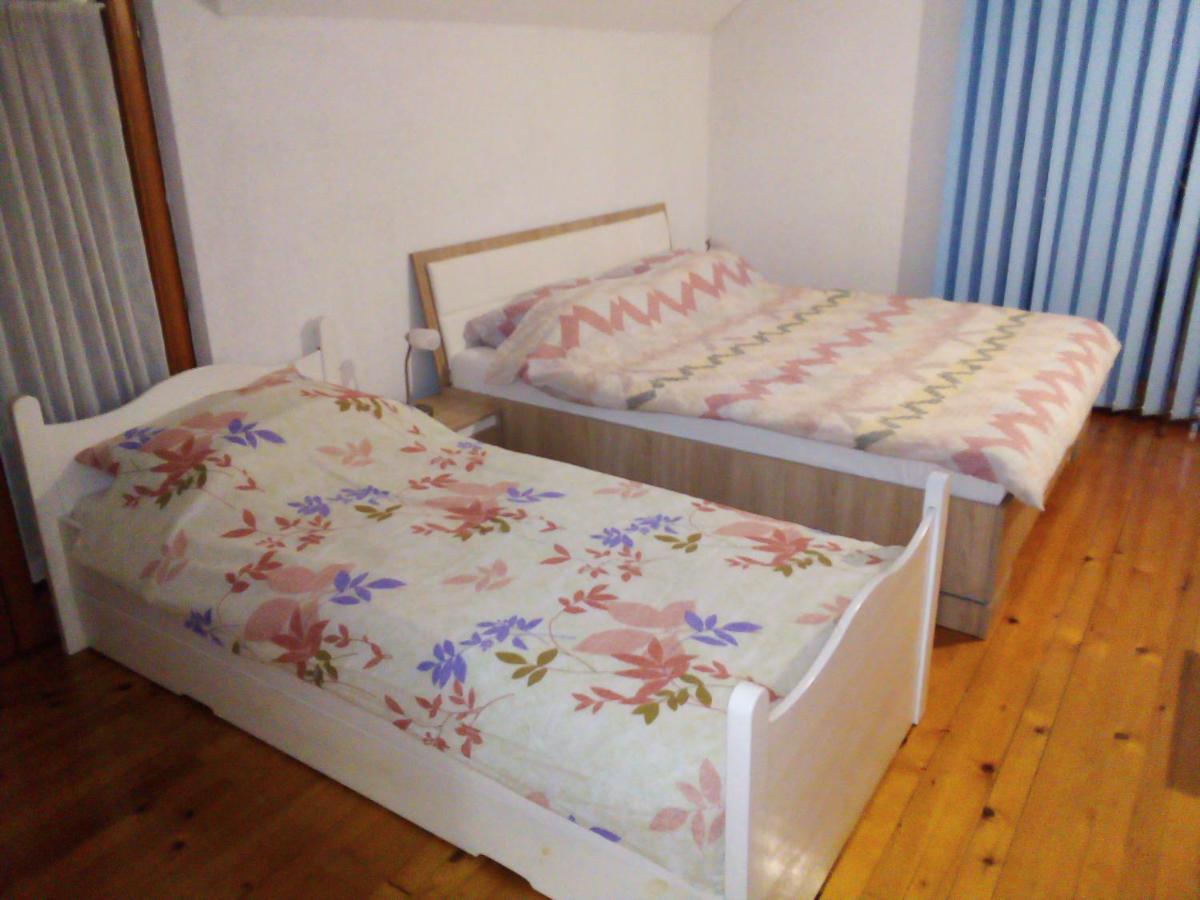 Afan Usivak Villa *
